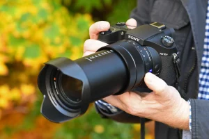Panasonic Lumix DC-FZ1000M2