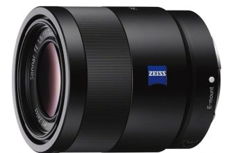 Sony Zeiss Sonnar T* FE 55mm f/1.8 ZA