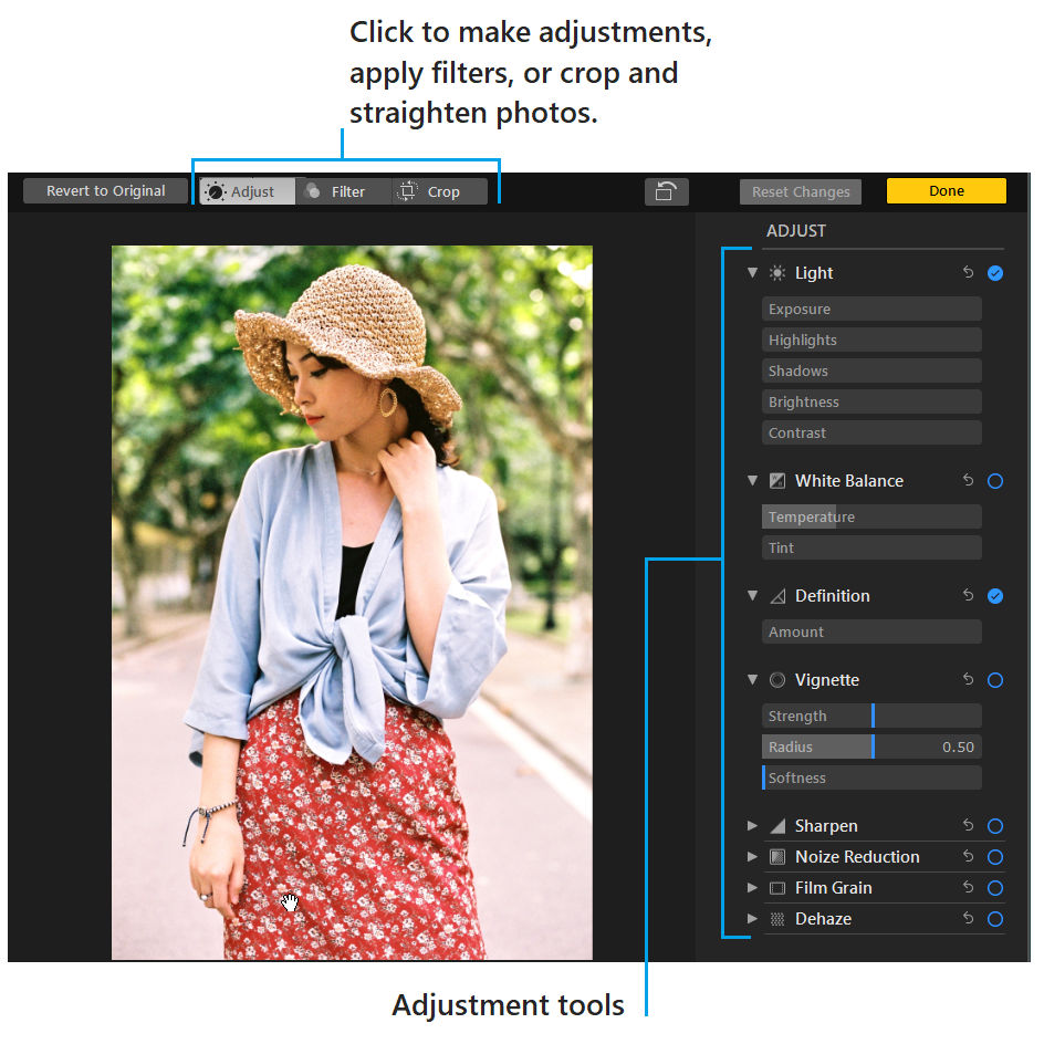 Редактор Phototheca с вкладками Adjust, Filter и Crop и панелью коррекции света, баланса белого, резкости и шума