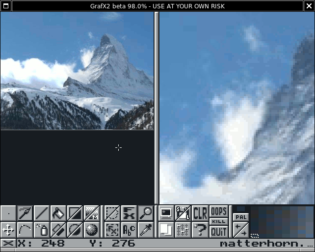 Классический интерфейс GrafX2 с обычным и увеличенным представлением изображения