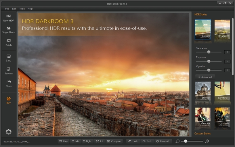 Главное окно HDR Darkroom 3 с центральным холстом, панелью HDR Styles и боковыми командами