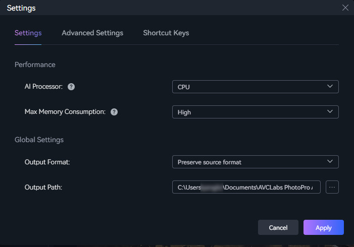 Настройки AVCLabs PhotoPro AI с выбором CPU или GPU, памяти, формата и папки экспорта
