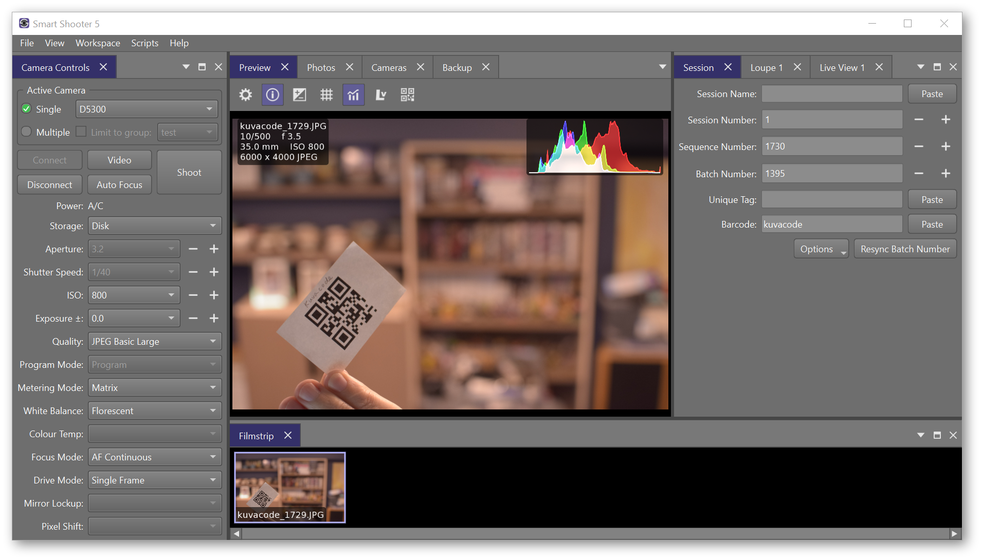Рабочая область Smart Shooter 5 с Preview, Filmstrip, Camera Controls и Session при распознавании QR-кода