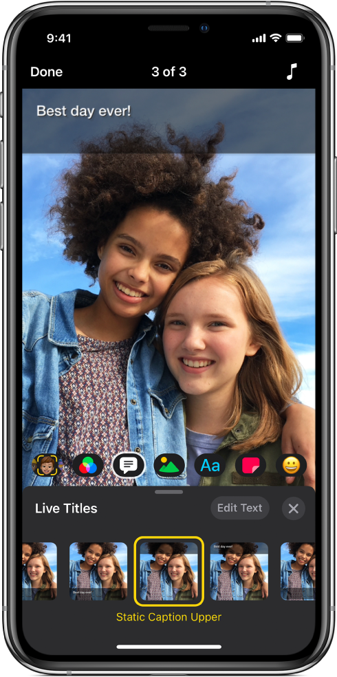 Выбор стиля Live Titles в Apple Clips