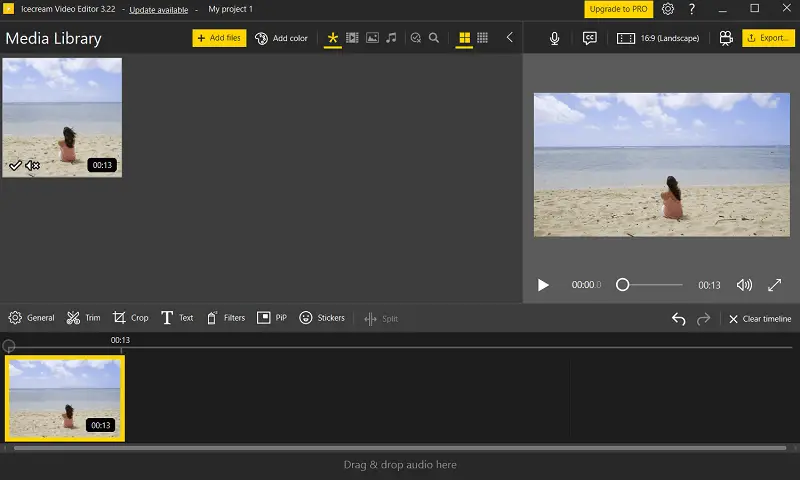 Главное окно Icecream Video Editor с медиатекой, предпросмотром и таймлайном