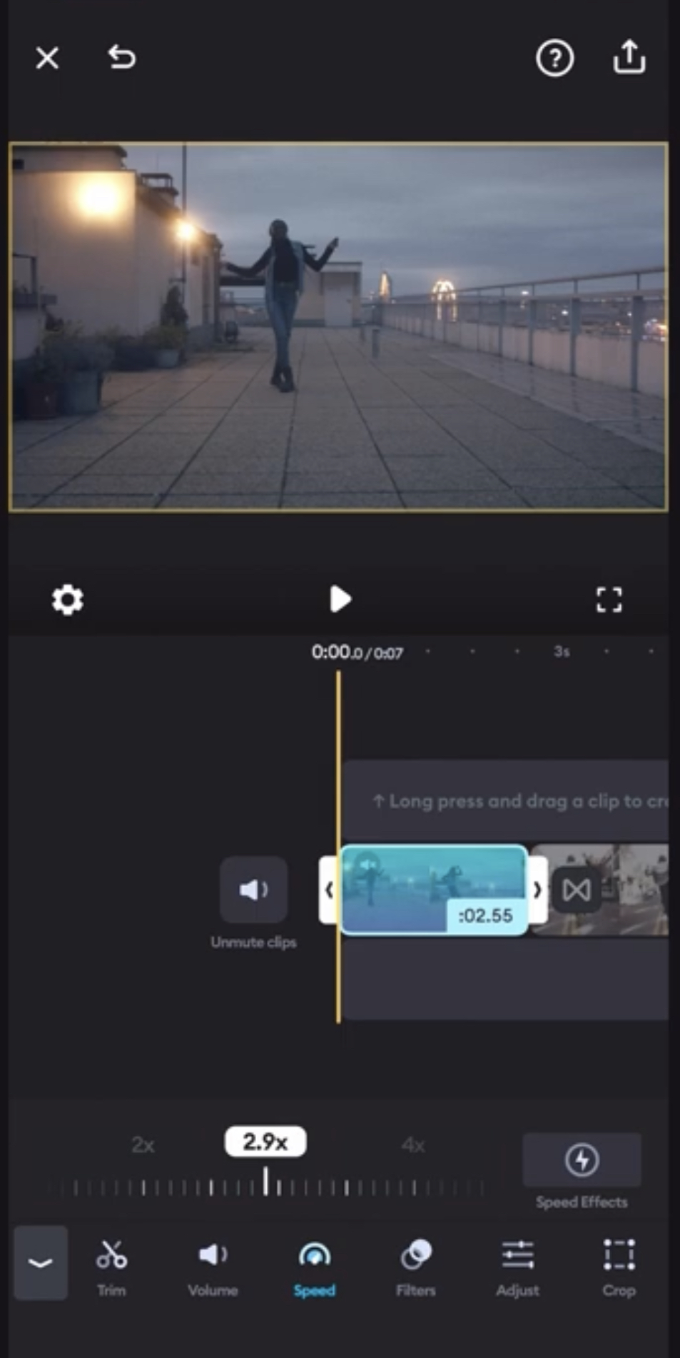 Инструмент Speed в Splice с ползунком изменения скорости выбранного видеоклипа