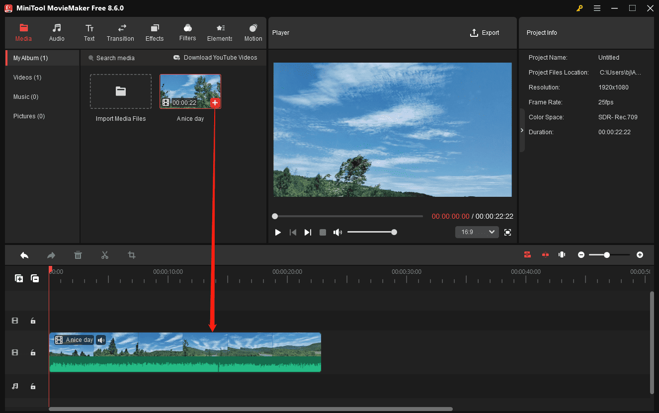 Импорт видео в интерфейсе MiniTool MovieMaker и добавление клипа на временную шкалу