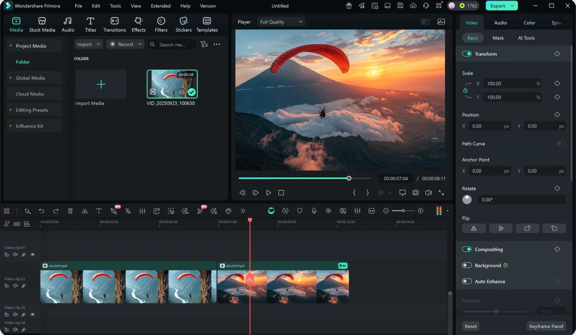 Интерфейс Wondershare Filmora 15 с медиапанелью, предпросмотром и таймлайном