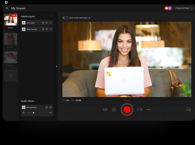 Интерфейс SplitCam с окном композиции и источниками видеосцены