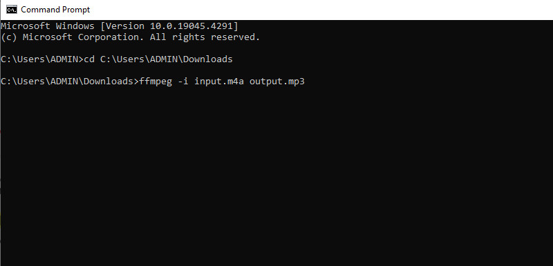 Командная строка Windows с запуском FFmpeg для преобразования input.m4a в output.mp3