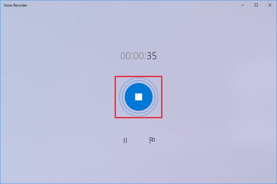 Voice Recorder в Windows 10 во время записи с кнопкой остановки