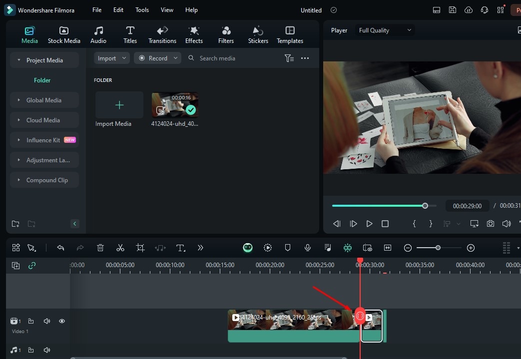 Обрезка клипа на таймлайне Wondershare Filmora