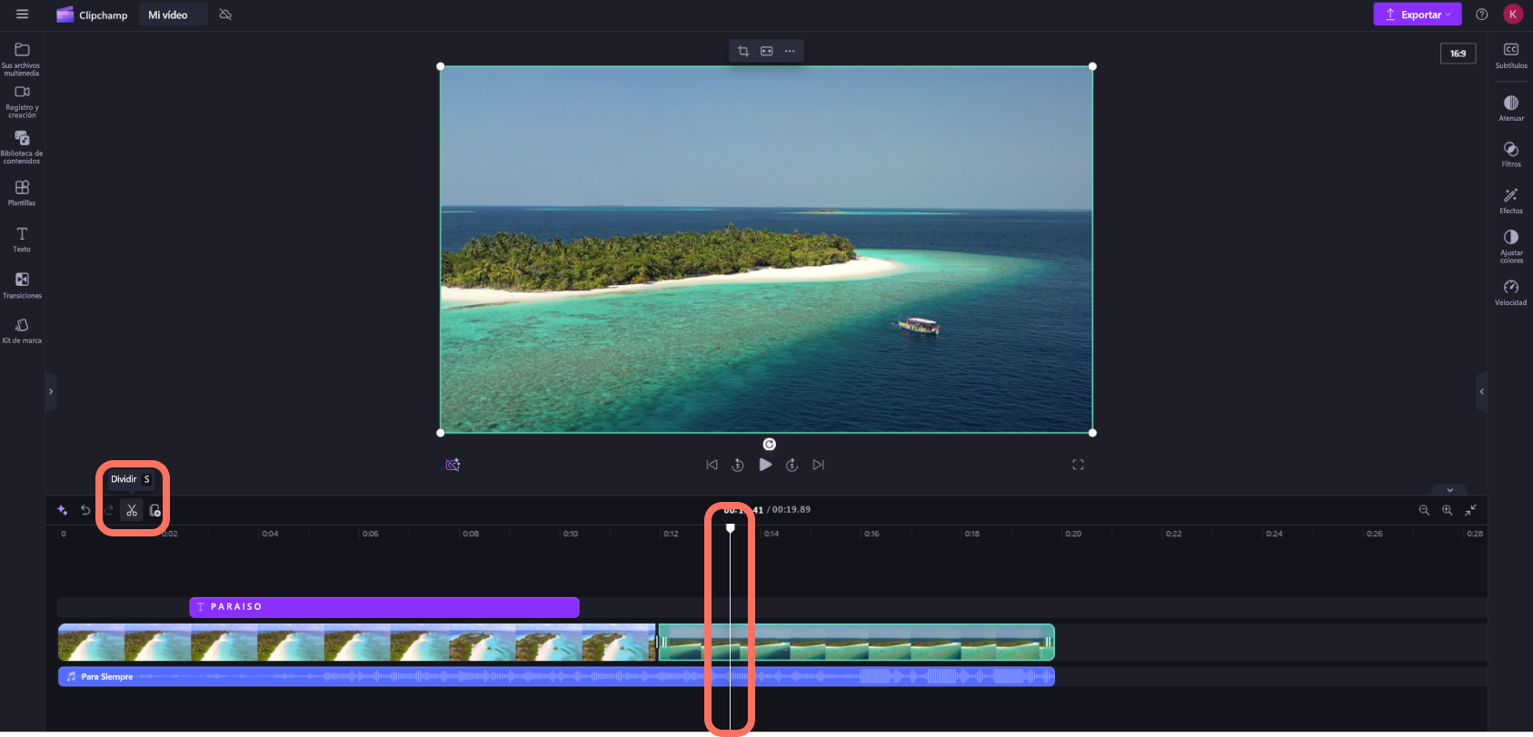 Интерфейс Microsoft Clipchamp с выделенной кнопкой Split на таймлайне