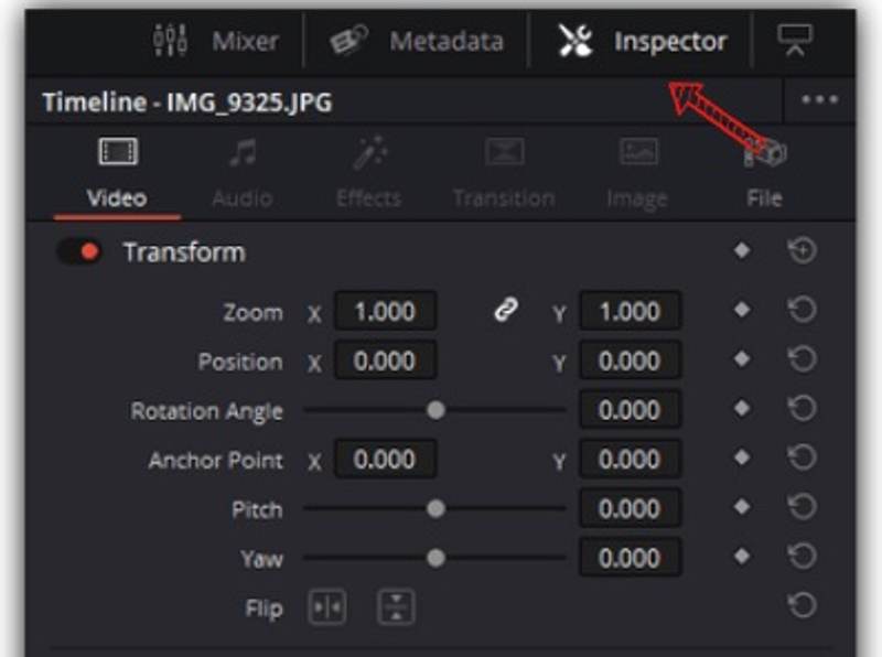 Inspector DaVinci Resolve с параметрами Transform, Zoom X и Zoom Y