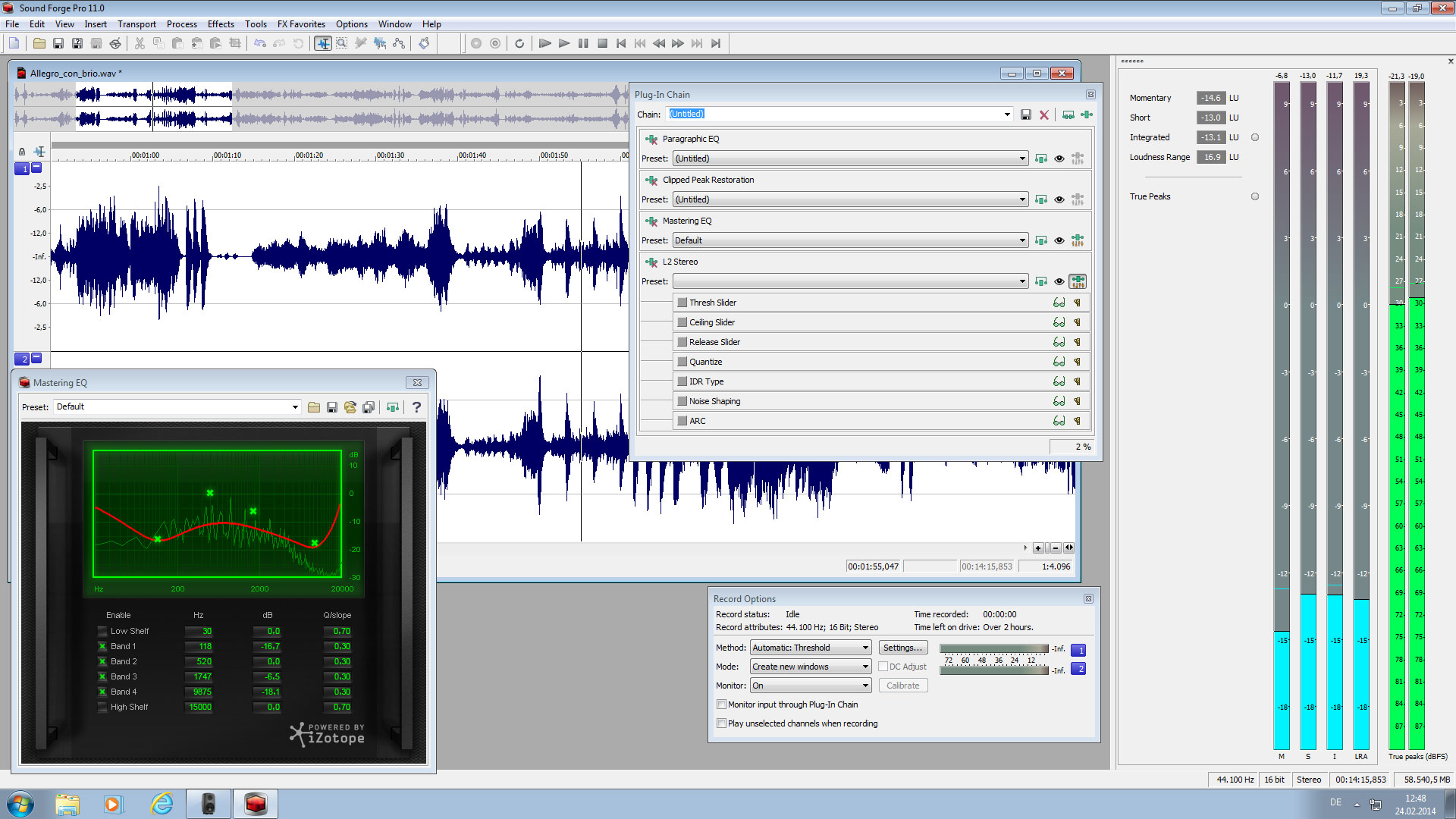 Интерфейс Sound Forge Pro с волновой формой, цепочкой плагинов и окном эквалайзера