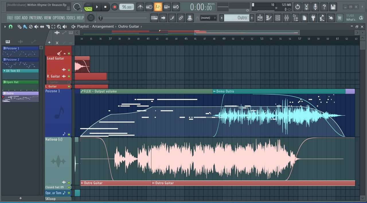 Playlist FL Studio с аудиодорожкой гитары и волновой формой