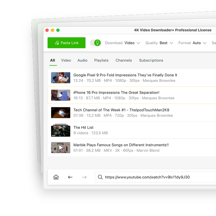 Главное окно 4K Video Downloader Plus со списком загрузок и кнопкой Paste Link