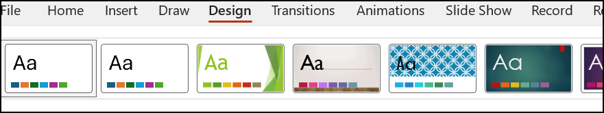 Вкладка Конструктор с темами PowerPoint