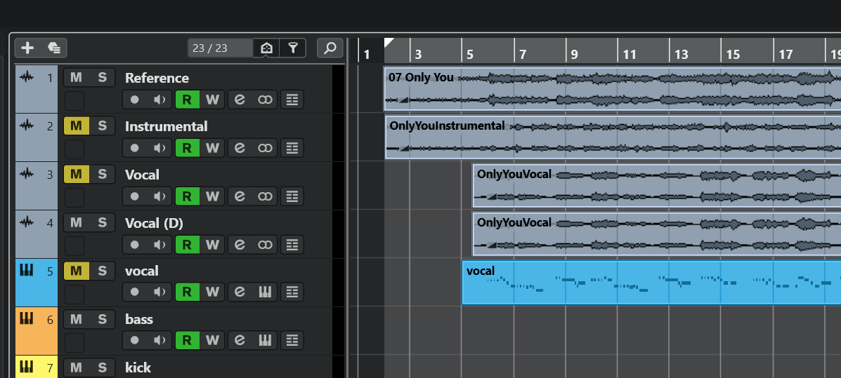 Проектное окно Cubase с дорожками и рабочей областью