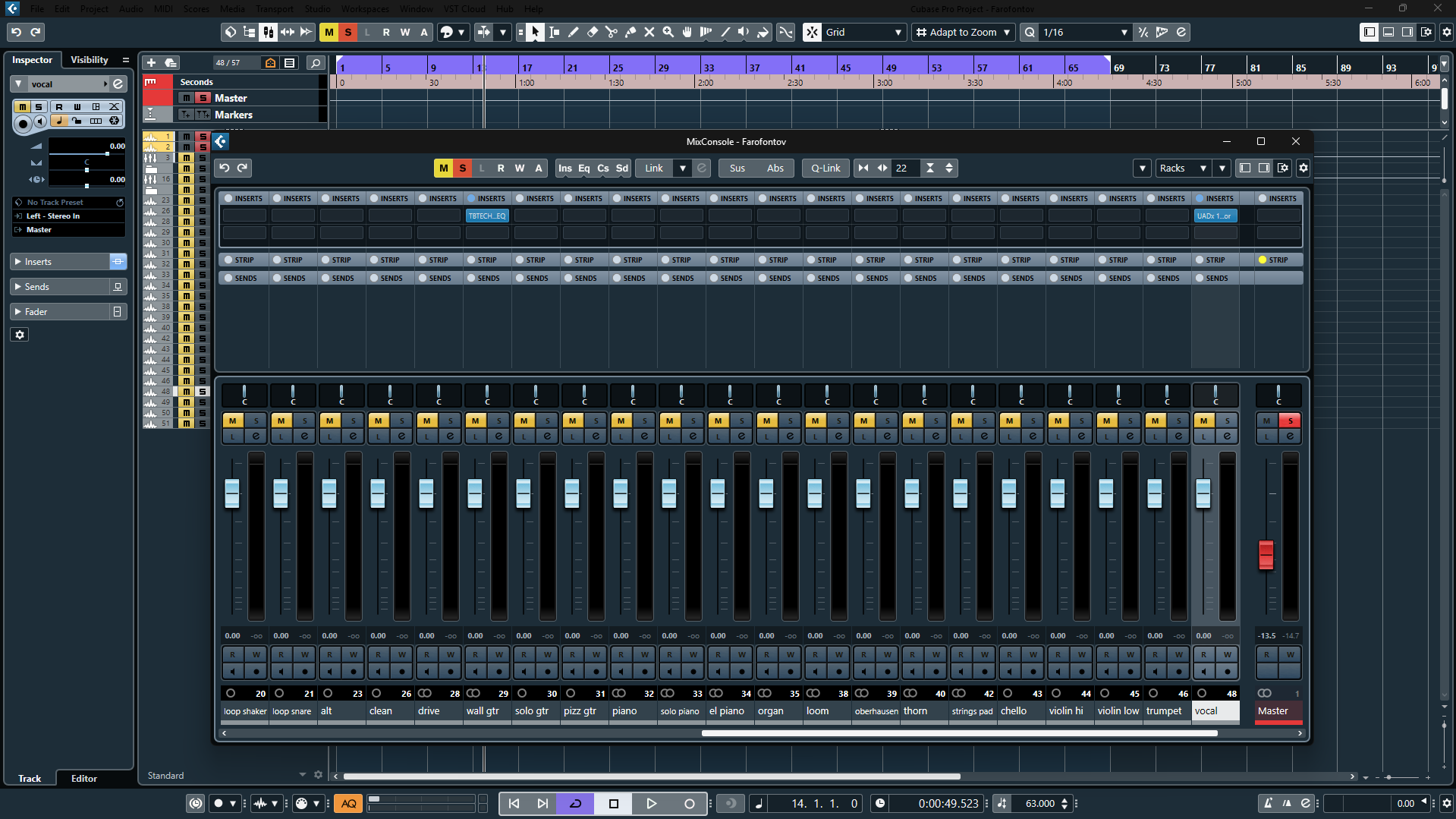 Проект Cubase Pro 15 с временной шкалой и открытым MixConsole