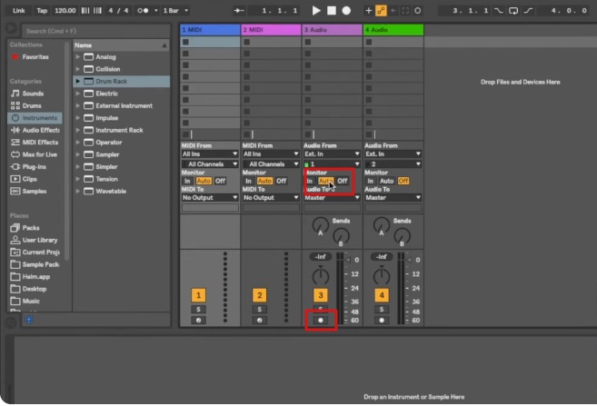 Ableton Live с аудиодорожкой, назначенным внешним входом и активной кнопкой Arm