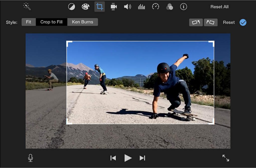 Кадрирование Crop to Fill в iMovie на Mac
