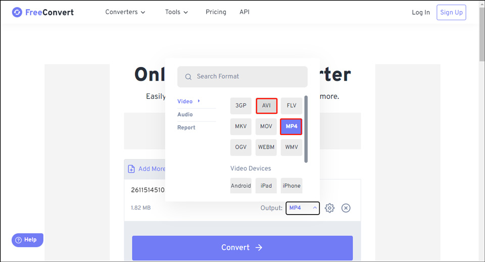 Интерфейс FreeConvert с выбором выходного формата MP4