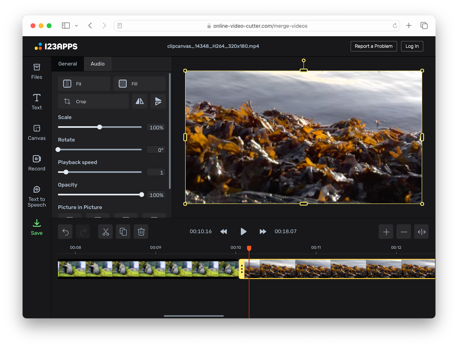 Интерфейс 123apps Video Editor с таймлайном и кнопкой ножниц