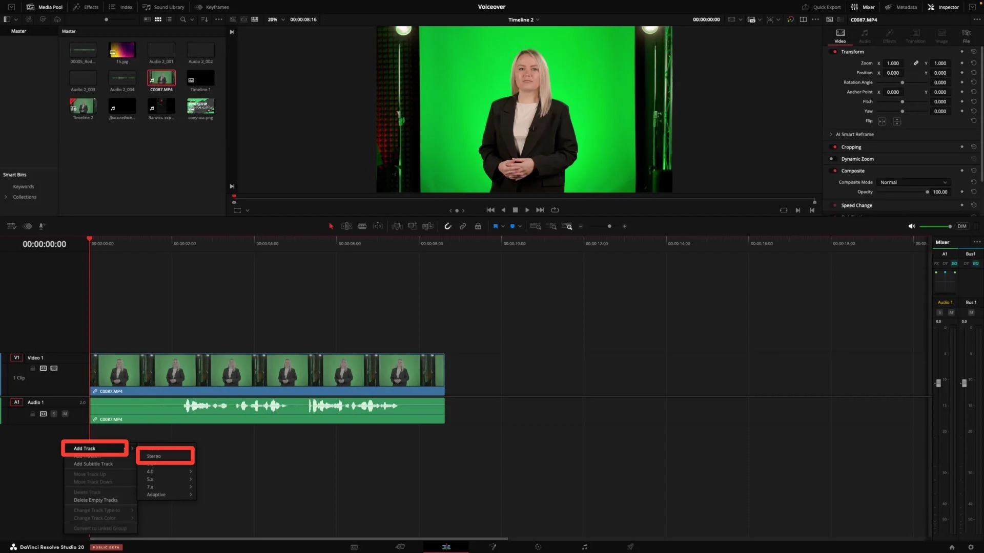 Интерфейс DaVinci Resolve с монтажным таймлайном