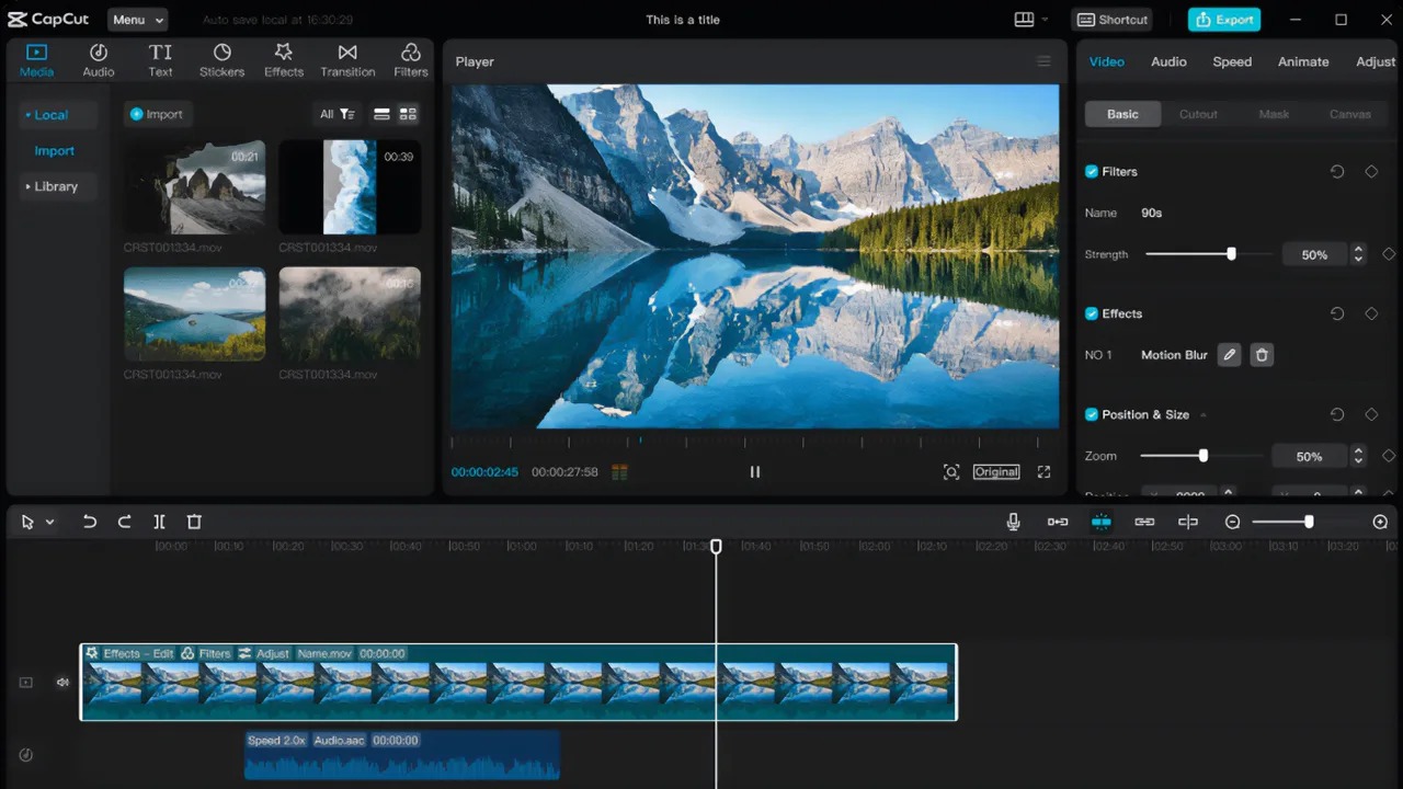 Интерфейс CapCut Desktop с медиапанелью, окном просмотра и таймлайном